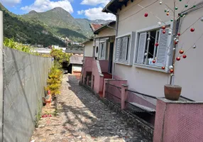 Foto 1 de Casa com 5 Quartos à venda, 500m² em Alto da Serra, Petrópolis