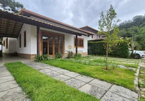 Foto 1 de Casa de Condomínio com 3 Quartos à venda, 156m² em Cascata do Imbuí, Teresópolis