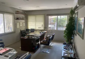 Foto 1 de Casa com 3 Quartos para alugar, 142m² em Vila Olímpia, São Paulo