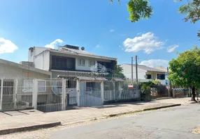Foto 1 de Casa com 5 Quartos à venda, 400m² em Jardim Floresta, Porto Alegre