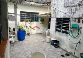 Foto 1 de Lote/Terreno à venda, 260m² em Vila Guaraciaba, Santo André