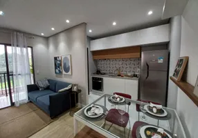 Foto 1 de Apartamento com 2 Quartos à venda, 43m² em Centro, Carapicuíba