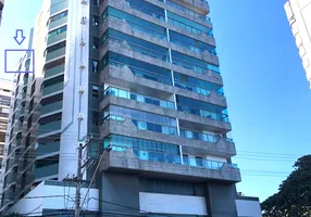 Foto 1 de Apartamento com 4 Quartos à venda, 130m² em Itapuã, Vila Velha