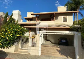 Foto 1 de Casa com 4 Quartos à venda, 228m² em Córrego Grande, Florianópolis
