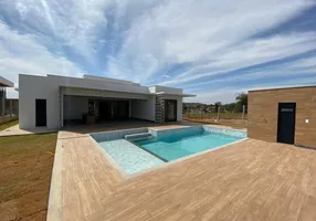 Foto 1 de Casa de Condomínio com 4 Quartos à venda, 340m² em Residencial Vitoria I, Lagoa Santa