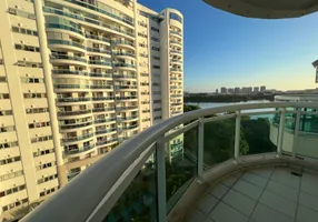 Foto 1 de Apartamento com 4 Quartos à venda, 151m² em Peninsula, Rio de Janeiro
