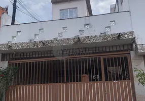 Foto 1 de Casa com 2 Quartos para alugar, 70m² em Vila Duarte, São Paulo