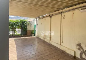 Foto 1 de Imóvel Comercial com 3 Quartos para alugar, 1m² em Centro, Jacareí