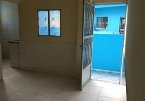 Foto 1 de Casa com 1 Quarto para alugar, 30m² em Santíssimo, Rio de Janeiro