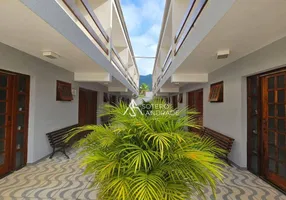 Foto 1 de Casa de Condomínio com 1 Quarto à venda, 58m² em PRAIA DE MARANDUBA, Ubatuba