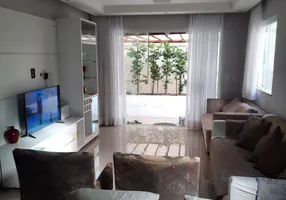 Foto 1 de Casa de Condomínio com 4 Quartos à venda, 126m² em Ipitanga, Lauro de Freitas