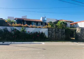 Foto 1 de Casa com 4 Quartos à venda, 840m² em Atalaia, Aracaju