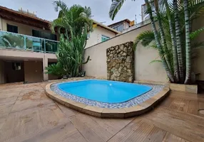 Foto 1 de Casa com 3 Quartos à venda, 180m² em Santa Amélia, Belo Horizonte