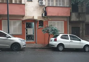 Foto 1 de Apartamento com 2 Quartos à venda, 49m² em Centro, Porto Alegre