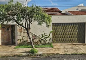 Foto 1 de Casa com 3 Quartos à venda, 175m² em Cidade Jardim, Uberlândia