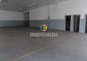 Foto 1 de Galpão/Depósito/Armazém para alugar, 1000m² em Jardim Caravelas, São Paulo