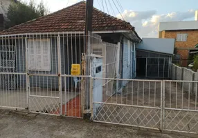 Foto 1 de Casa com 2 Quartos à venda, 121m² em Cavalhada, Porto Alegre