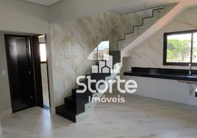 Foto 1 de Cobertura com 3 Quartos à venda, 157m² em Santa Mônica, Uberlândia