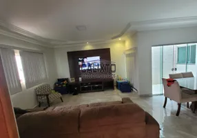 Foto 1 de Casa com 3 Quartos à venda, 187m² em New Golden Ville, Uberlândia