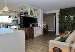 Foto 1 de Apartamento com 2 Quartos para alugar, 77m² em Santo Inácio, Curitiba