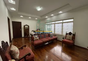 Foto 1 de Casa com 3 Quartos à venda, 242m² em São José, Franca