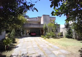 Foto 1 de Casa de Condomínio com 5 Quartos à venda, 331m² em Residencial São Charbel, Taubaté