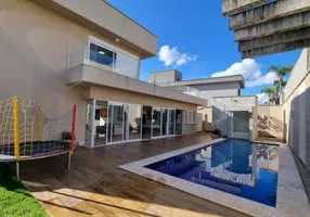 Foto 1 de Casa com 4 Quartos à venda, 356m² em Jardins Lisboa, Goiânia