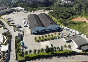 Foto 1 de Galpão/Depósito/Armazém para alugar, 1850m² em Pirajá, Salvador