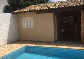 Foto 1 de Casa com 2 Quartos à venda, 119m² em Vila Nova Socorro, Mogi das Cruzes