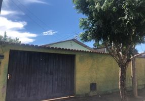 Foto 1 de Casa com 4 Quartos à venda, 250m² em Conjunto Vera Cruz, Goiânia