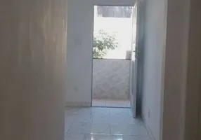 Foto 1 de Casa com 2 Quartos à venda, 60m² em Narandiba, Salvador