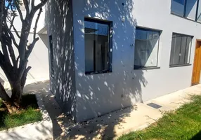 Foto 1 de Casa com 2 Quartos à venda, 90m² em Ipiranga, Belo Horizonte