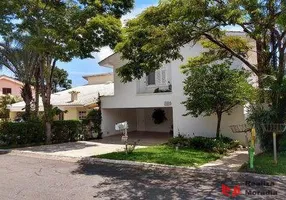 Foto 1 de Casa de Condomínio com 5 Quartos à venda, 320m² em Alphaville, Santana de Parnaíba