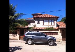 Foto 1 de Casa de Condomínio com 4 Quartos à venda, 300m² em Bosque Beira Rio, Rio das Ostras