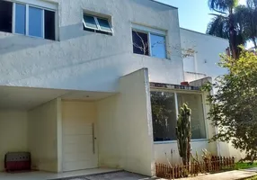 Foto 1 de Casa de Condomínio com 4 Quartos à venda, 300m² em Granja Viana, Carapicuíba