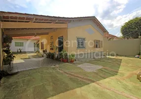Foto 1 de Casa com 2 Quartos à venda, 120m² em Balneario Florida , Peruíbe