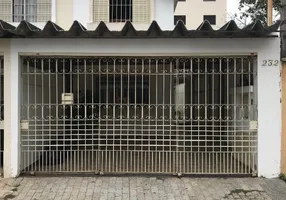 Foto 1 de Sobrado com 3 Quartos para alugar, 150m² em Santo Amaro, São Paulo