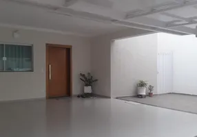 Foto 1 de Casa com 3 Quartos à venda, 180m² em Jardim Guapira, São Paulo