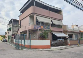 Foto 1 de Casa com 4 Quartos à venda, 240m² em Bento Ribeiro, Rio de Janeiro