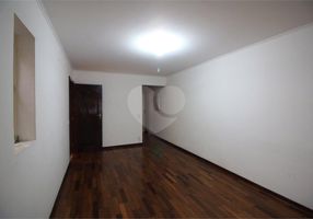 Casa na Rua Ucaiari, Alto da Lapa em São Paulo, por R$ 7.500/Mês - Viva Real