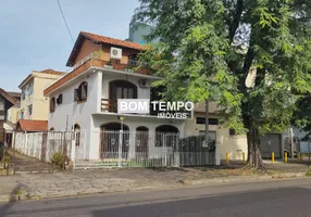 Foto 1 de Casa com 5 Quartos à venda, 267m² em São João, Porto Alegre