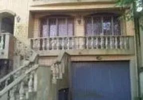 Foto 1 de Casa com 6 Quartos à venda, 600m² em Vila Assunção, Porto Alegre