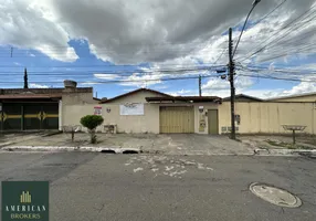 Foto 1 de Casa com 4 Quartos à venda, 275m² em Vila Aurora Oeste, Goiânia