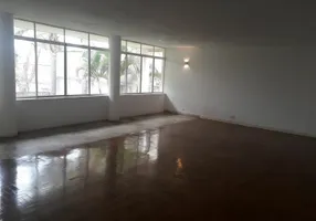 Foto 1 de Casa com 4 Quartos à venda, 300m² em Pacaembu, São Paulo