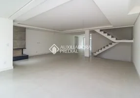 Foto 1 de Casa de Condomínio com 4 Quartos para alugar, 281m² em Tristeza, Porto Alegre