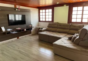 Foto 1 de Casa com 4 Quartos à venda, 450m² em Jardim Residencial Doutor Lessa, Pindamonhangaba