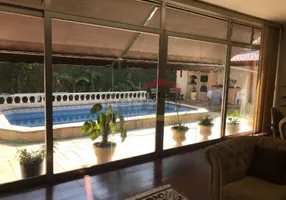 Foto 1 de Sobrado com 3 Quartos à venda, 250m² em Vila Albertina, São Paulo