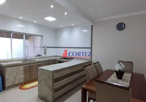 Foto 1 de Casa com 2 Quartos à venda, 225m² em Jardim Floridiana, Rio Claro