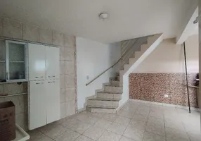 Foto 1 de Casa com 2 Quartos para alugar, 60m² em Jardim Estrela, Mauá