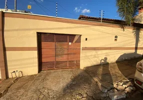 Foto 1 de Casa com 2 Quartos à venda, 70m² em Morada do Ouro, Cuiabá